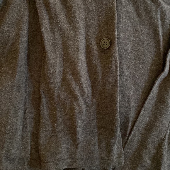 3/4 sleeve open flowy cardigan - Picture 3 of 4